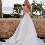 E259/Carmena Abella Strapless Neckline Wedding Dress