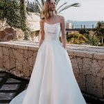 E259/Carmena Abella Strapless Neckline Wedding Dress