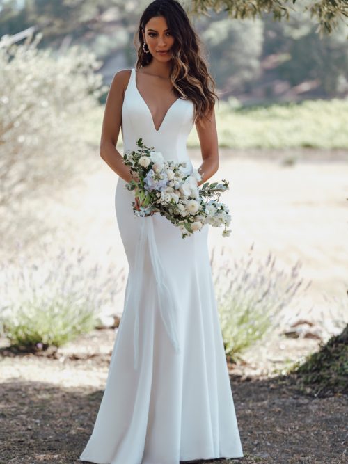 R3601 Allure Romance Open Back Wedding Dress