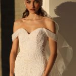 mid-low back Wedding Dress